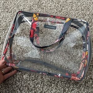 😍 Vera Bradley clear cosmetic organizer